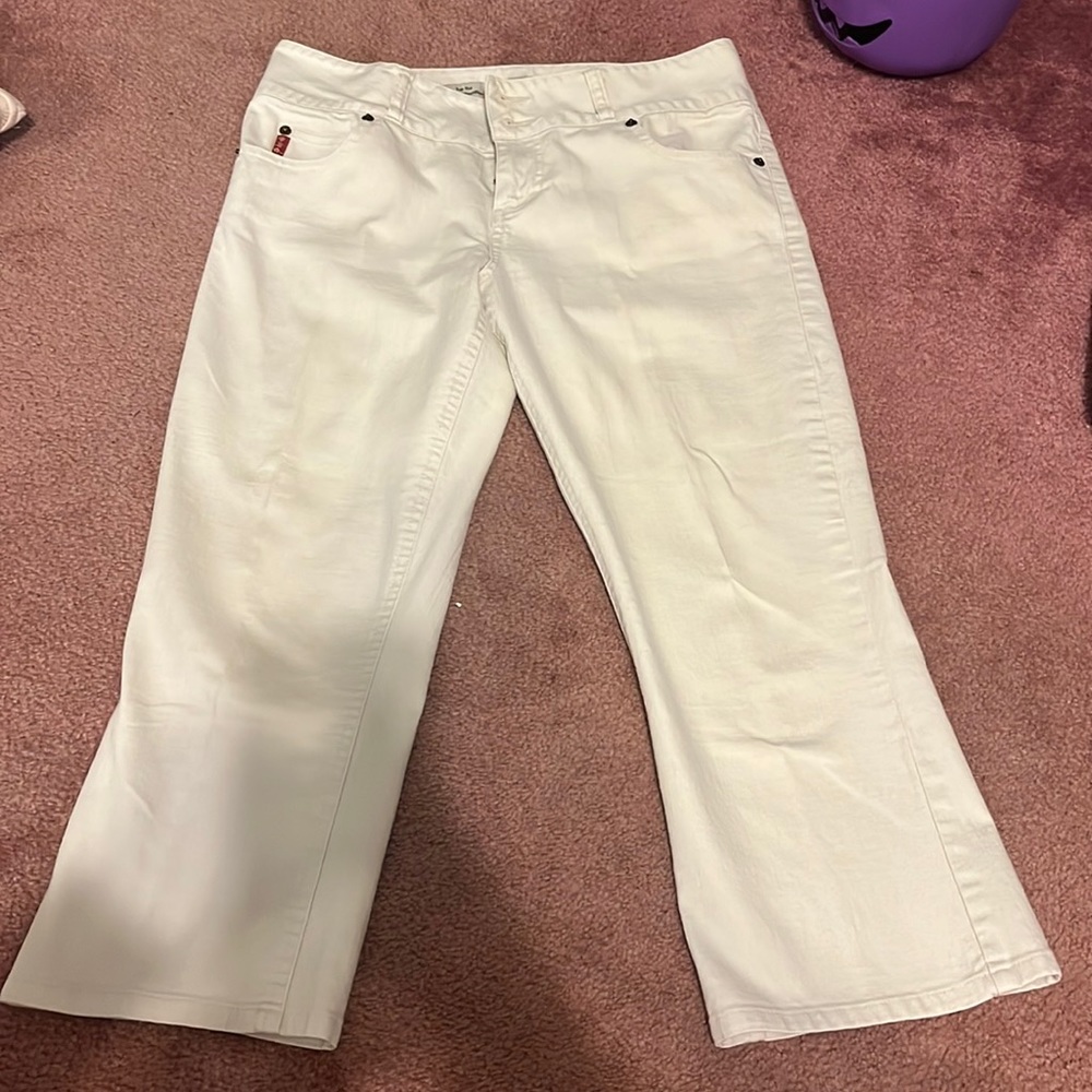White Jean Capris